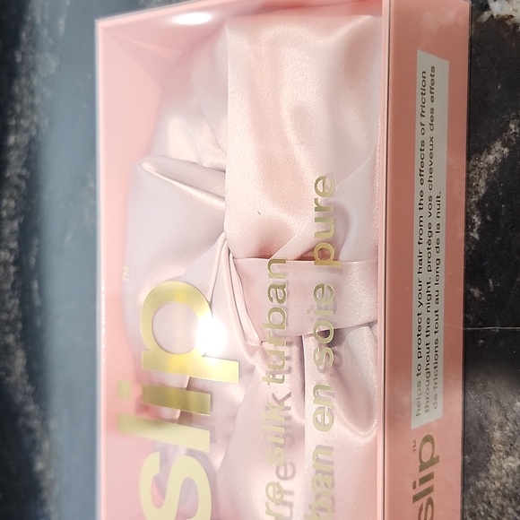 Slip pure silk turban - gently used - Picture 1 of 3